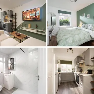 Vibe Haven - Modern 2 Bed With High Speed Wi-fi , Belfast United Kingdom